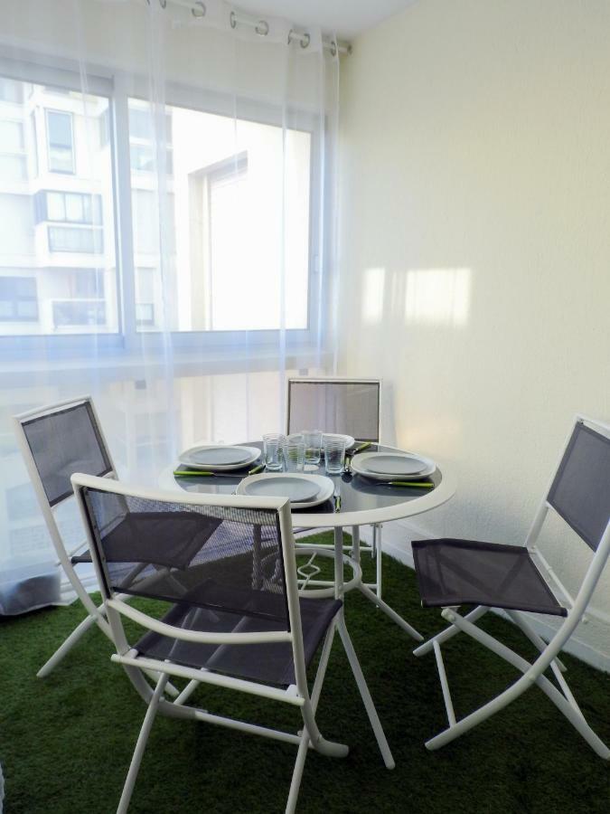 Appartement T2 de 40m2 refait à neuf pour vous ! Climatisé La Grande-Motte Esterno foto